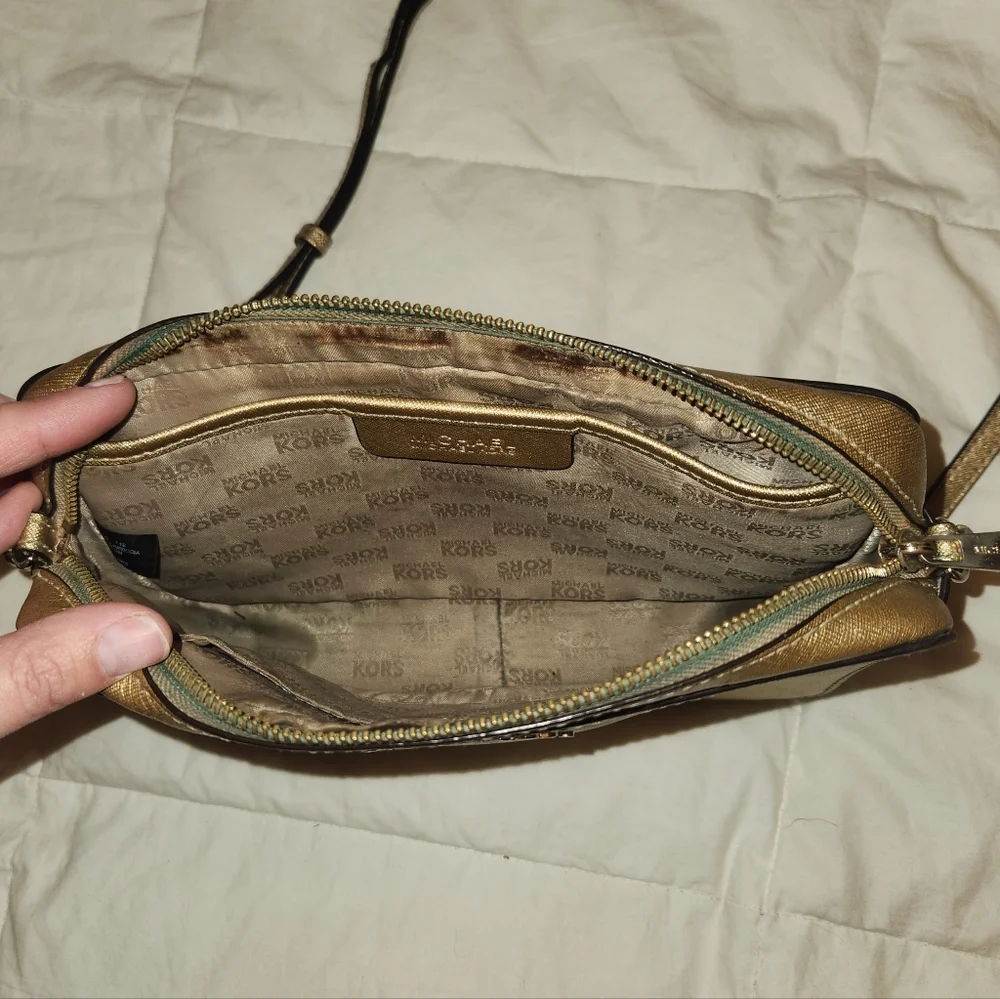 Michael Kors Gold Crossbody Bag - Picture 2 of 10